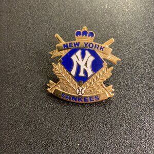 VINTAGE New York Yankees MLB 1999 Pin